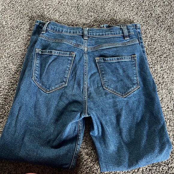 Jeans - Picture 2 of 3